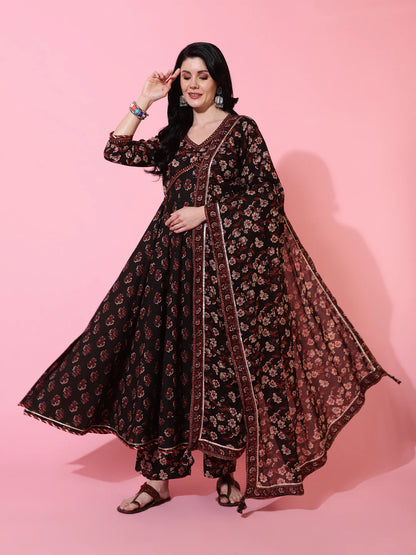 Cotton Calf Length Semi Flared 3/4 Sleeve Printed V-Neck Kurta Bottom Dupatta Set