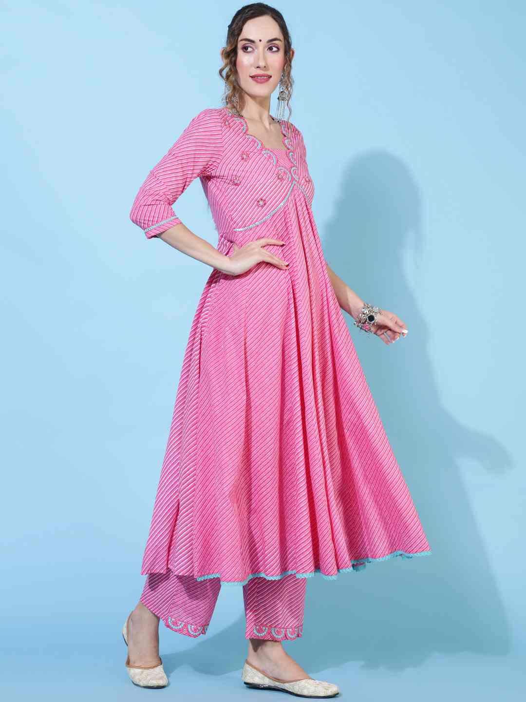 Cotton  Calf Length Printed Flared 3/4 sleeves V neck Kurta Bottom Dupatta Set