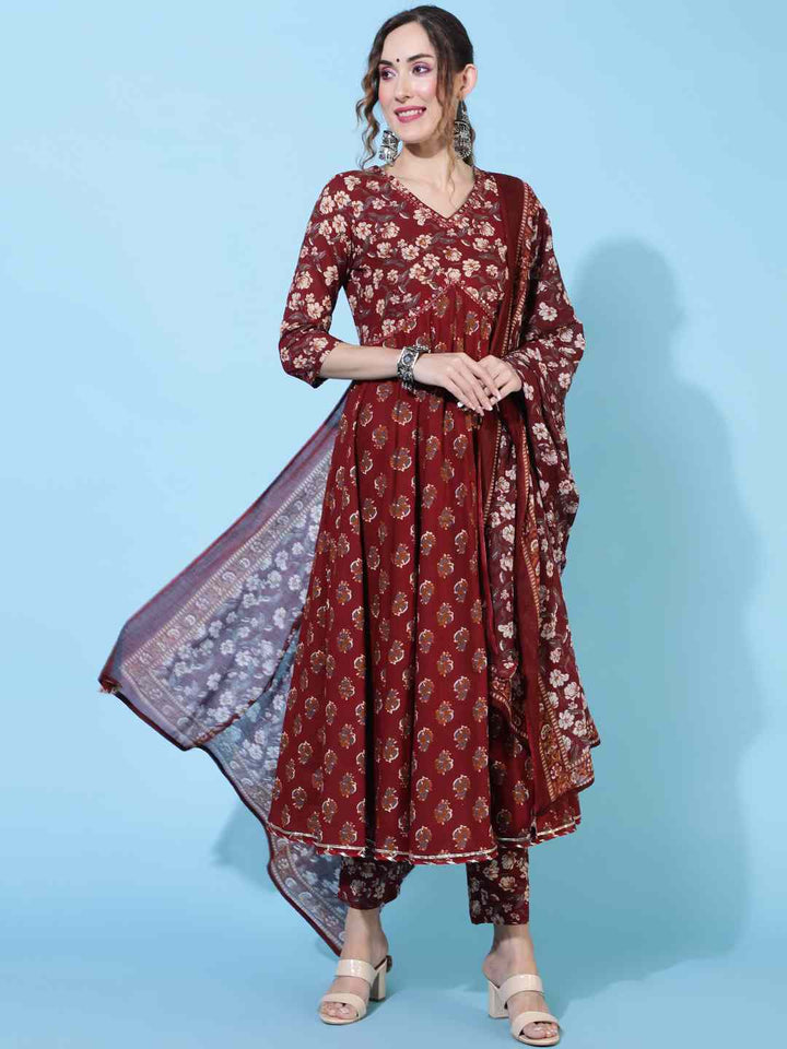 Cotton  Calf Length Printed Flared 3/4 sleeves V neck Kurta Bottom Dupatta Set
