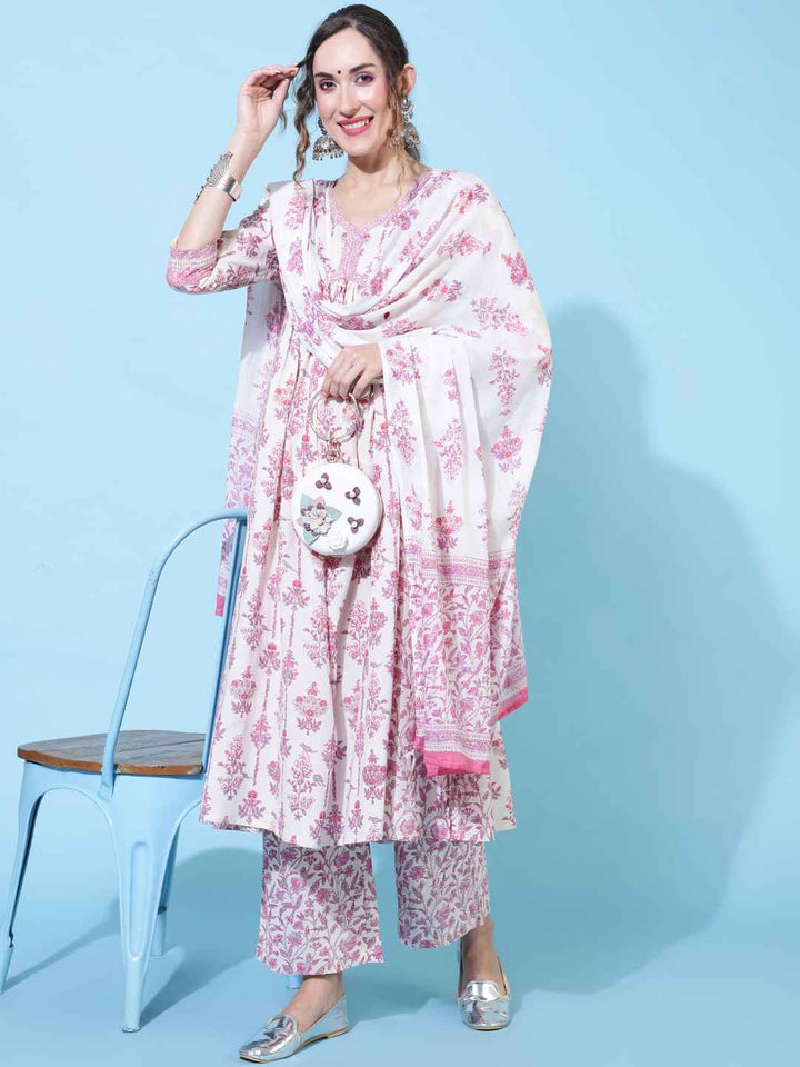 Cotton  Calf Length Printed Flared 3/4 sleeves V neck Kurta Bottom Dupatta Set