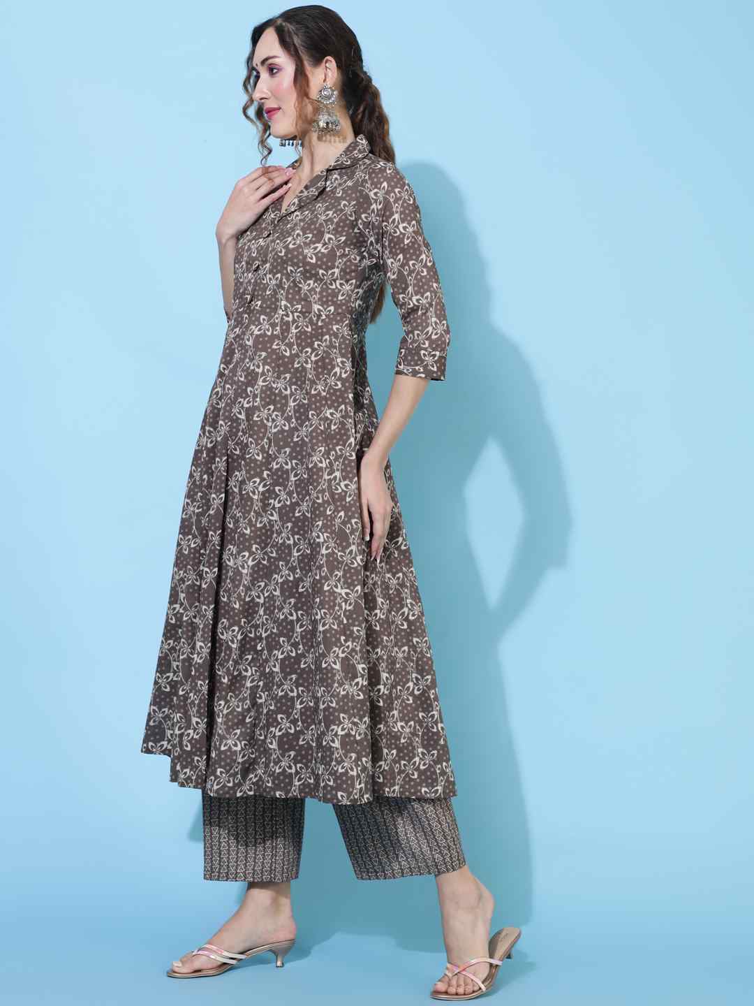 Cotton  Calf Length Printed Flared 3/4 sleeves Collar Kurta Bottom Set