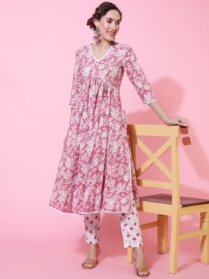 Cotton  Calf Length Printed Flared 3/4 Sleeve V-Neck Kurta Bottom Set