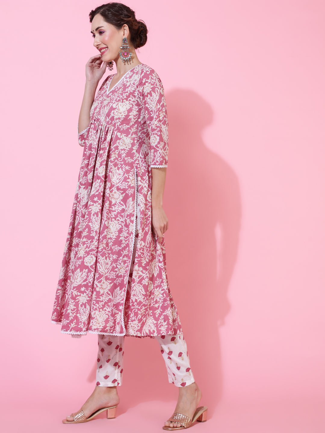 Cotton  Calf Length Printed Flared 3/4 Sleeve V-Neck Kurta Bottom Set