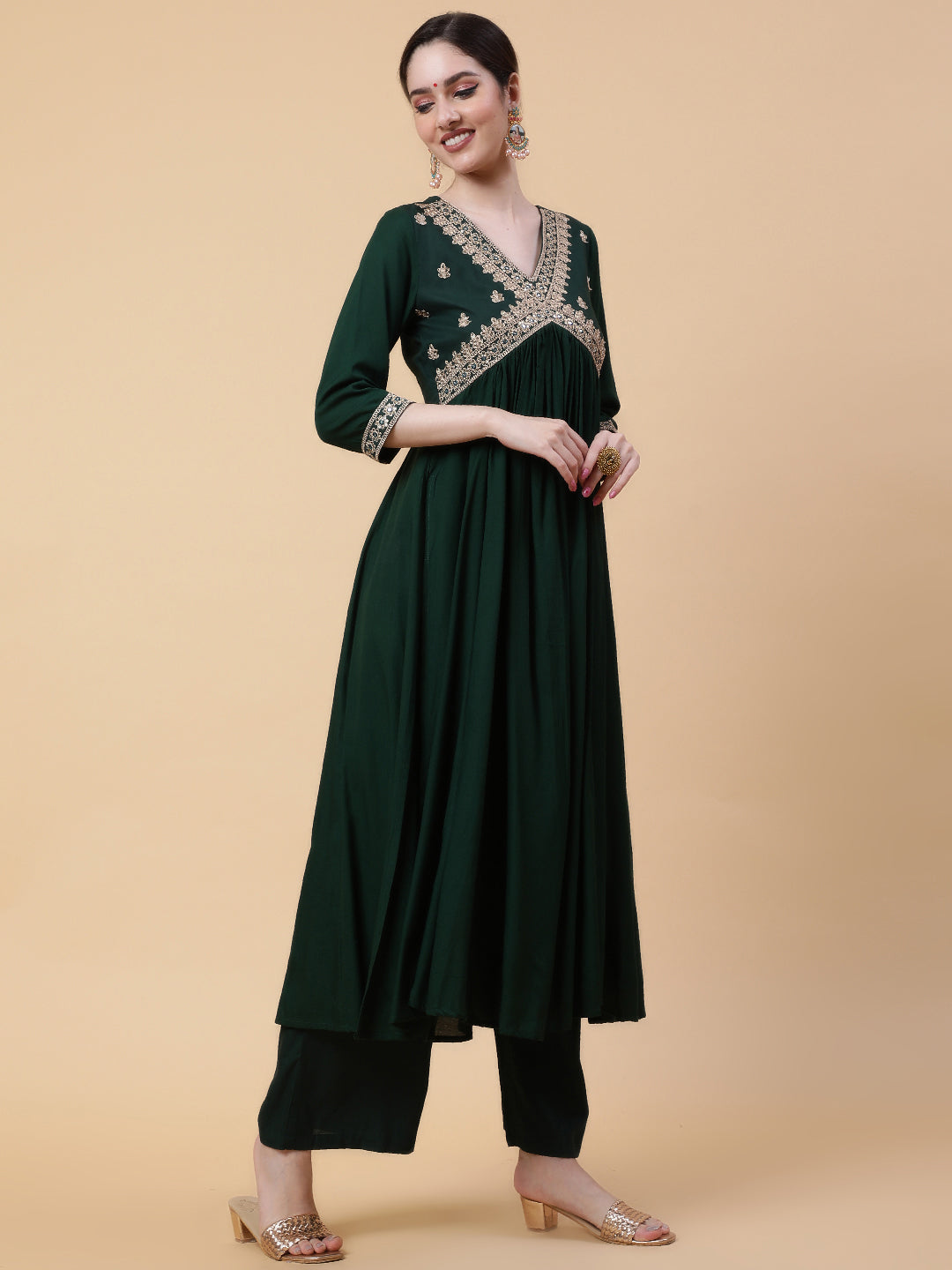 Rayon  Calf Length Solid Flared 3/4 Sleeve V-Neck Kurta Bottom Dupatta Set
