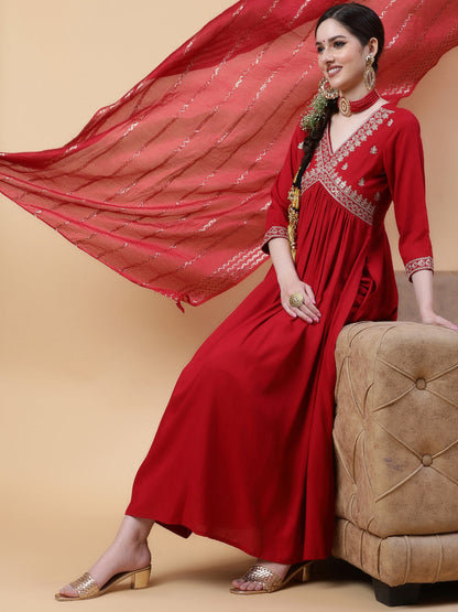 Rayon  Calf Length Solid Flared 3/4 Sleeve V-Neck Kurta Bottom Dupatta Set