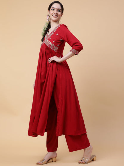 Rayon  Calf Length Solid Flared 3/4 Sleeve V-Neck Kurta Bottom Dupatta Set