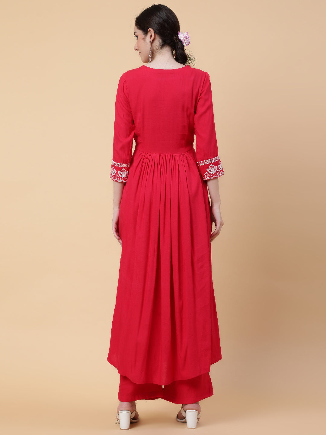 Rayon  Calf Length Solid Flared 3/4 Sleeve V-Neck Kurta Bottom Set