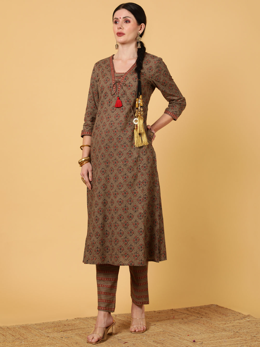 Rayon  Calf Length Printed Straight 3/4 Sleeves V-Neck kurta Bottom Set