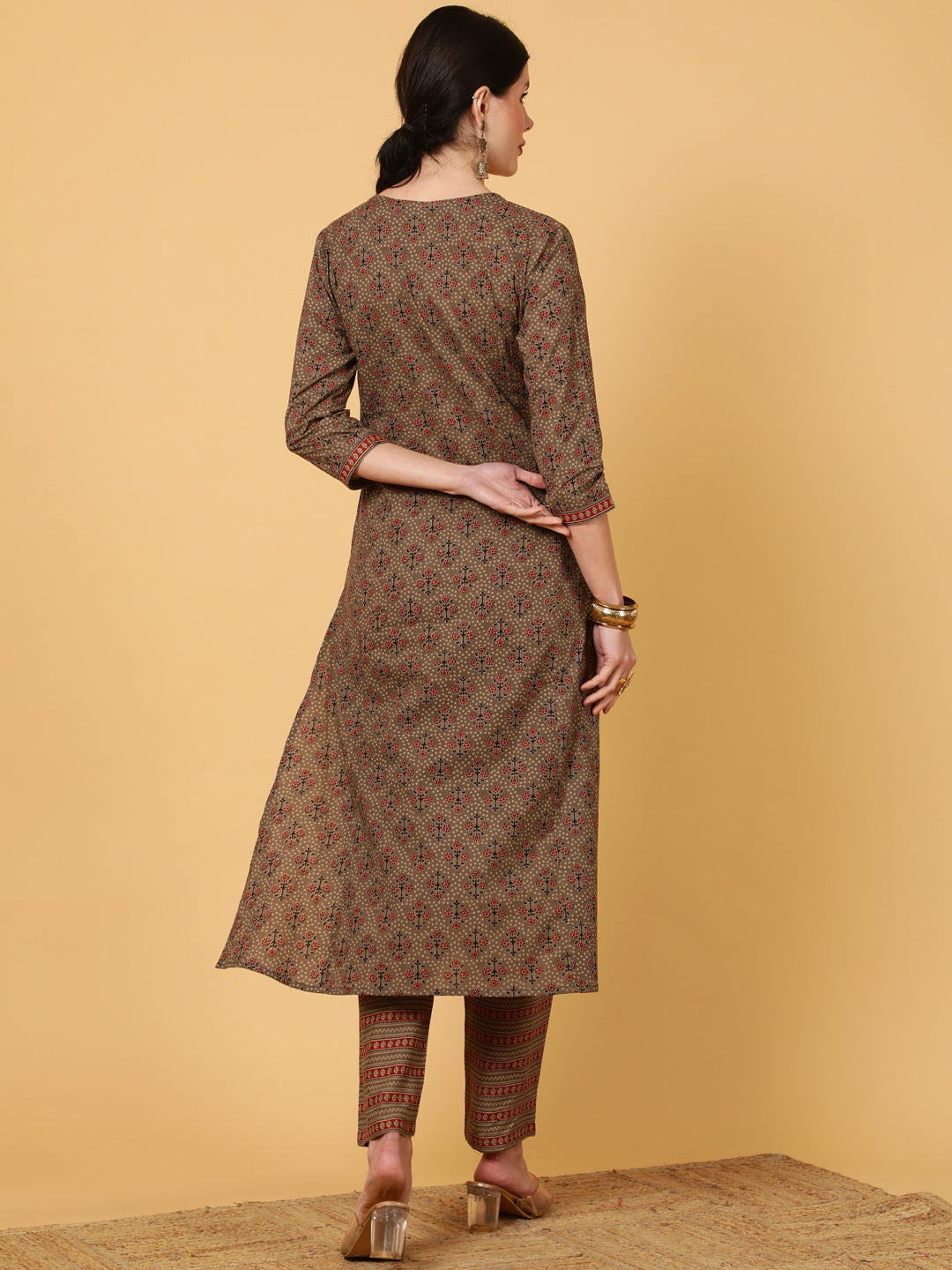 Rayon  Calf Length Printed Straight 3/4 Sleeves V-Neck kurta Bottom Set