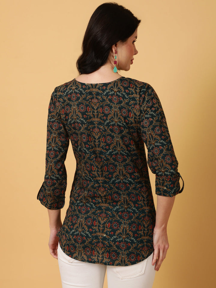 Cotton  Crop Length Printed Regular 3/4 Sleeves Round Top