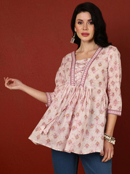 Cotton  Crop Length Printed Flared 3/4 Sleeves V-Neck Top