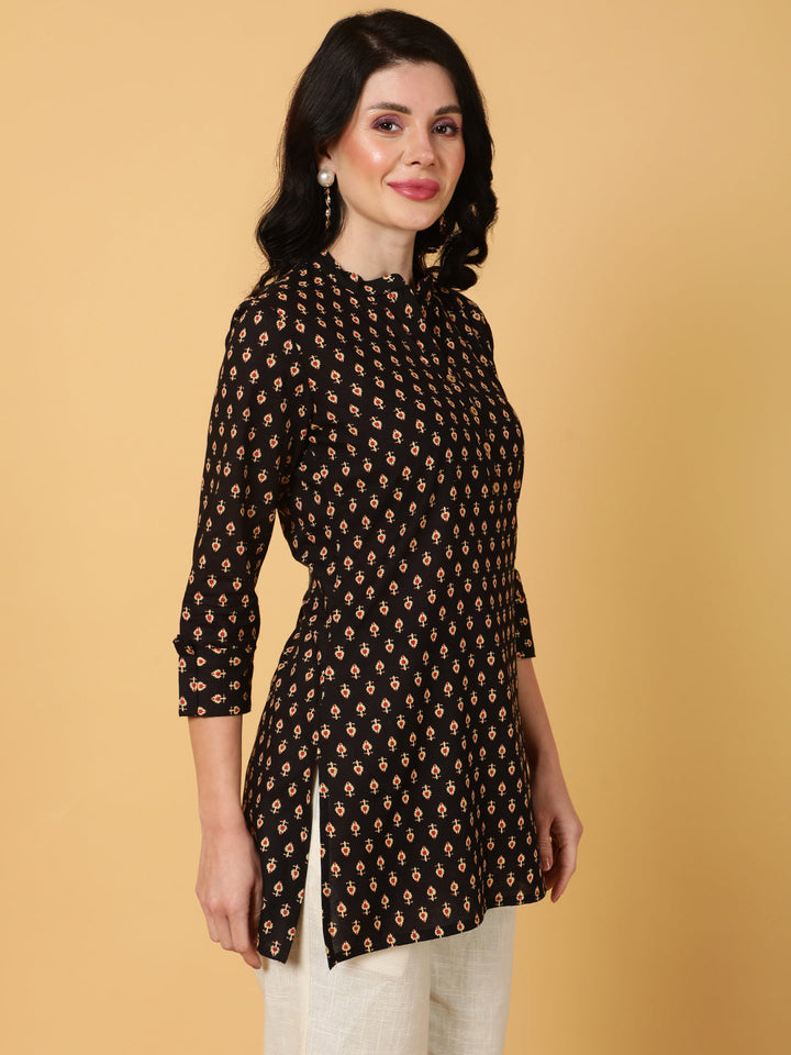 Cotton Short Length Printed Straight 3/4 Sleeves Mandarin Top
