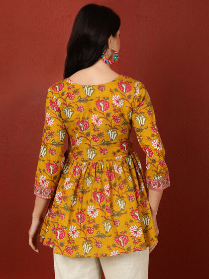Cotton Short Length Printed Flared 3/4 Sleeves Round Top