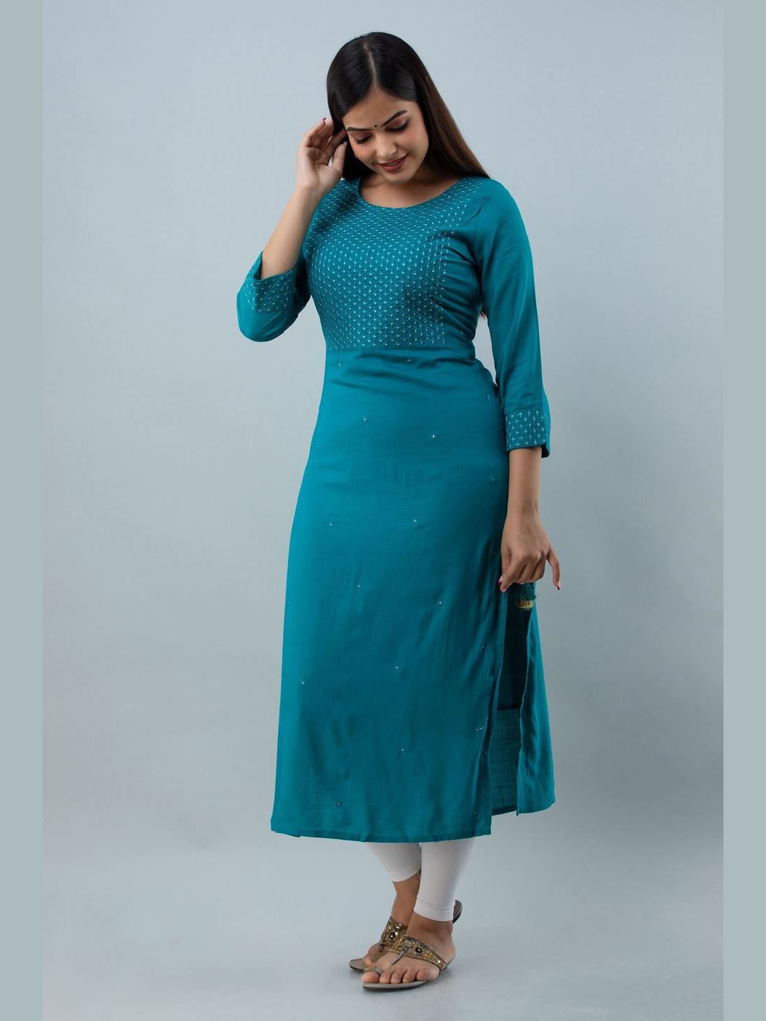 Embroidered Rayon Round Neck 3/4 Sleeve Straight Calf Kurta