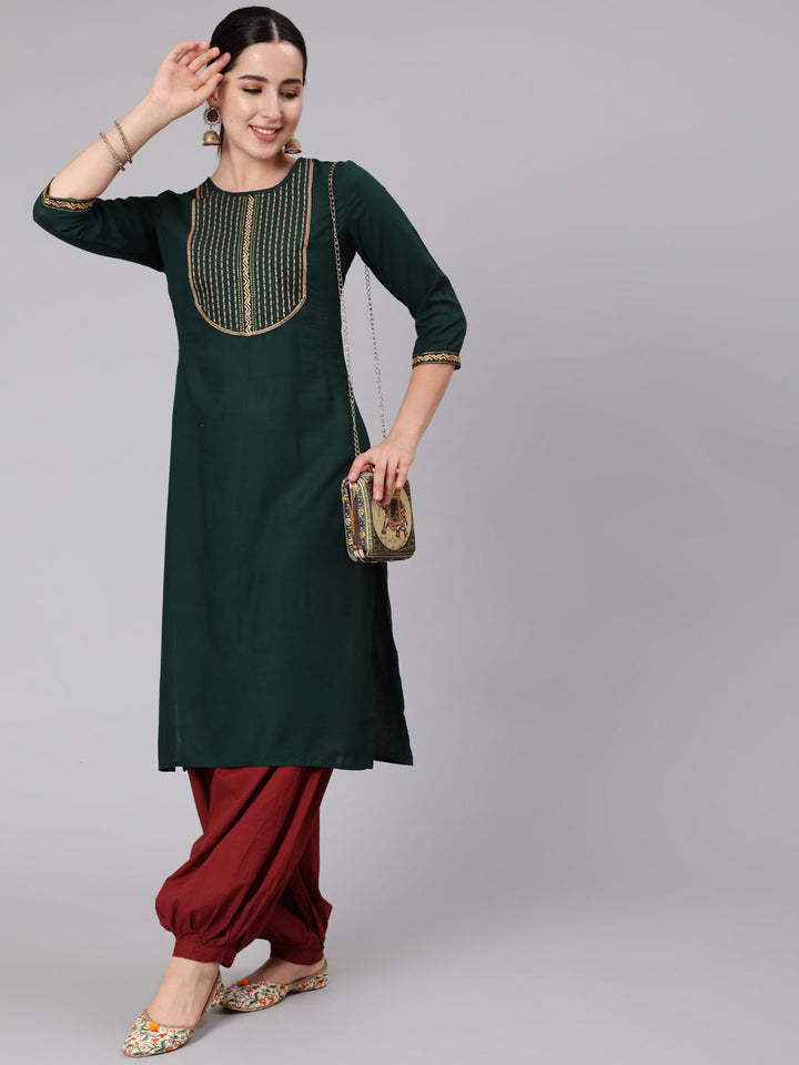 Rayon Calf Length Embroidered Straight 3/4 Sleeve Round Neck Kurta