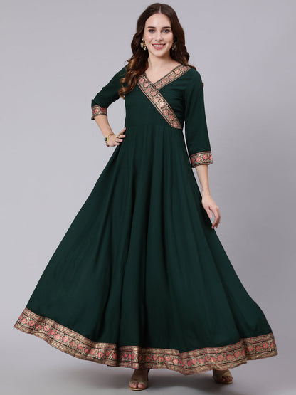 Rayon Slub Full Length Solid Flared 3/4 Sleeve V Neck Kurta Dupatta