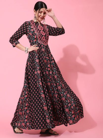 Cotton Full Length Printed Flared 3/4 Sleeve Collar Neck Kurta