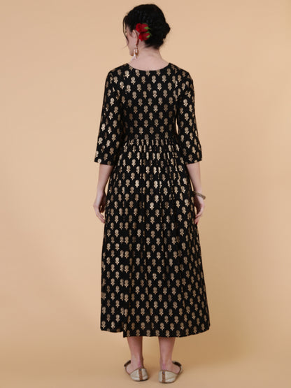 Rayon Calf Length Flared 3/4 Sleeve Printed Round Neck Kurta