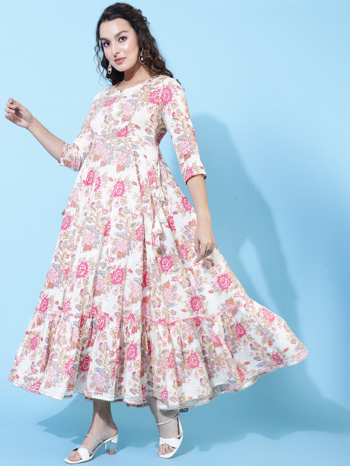 Rayon Calf Printed Flared 3/4 Sleeve Round Kurta