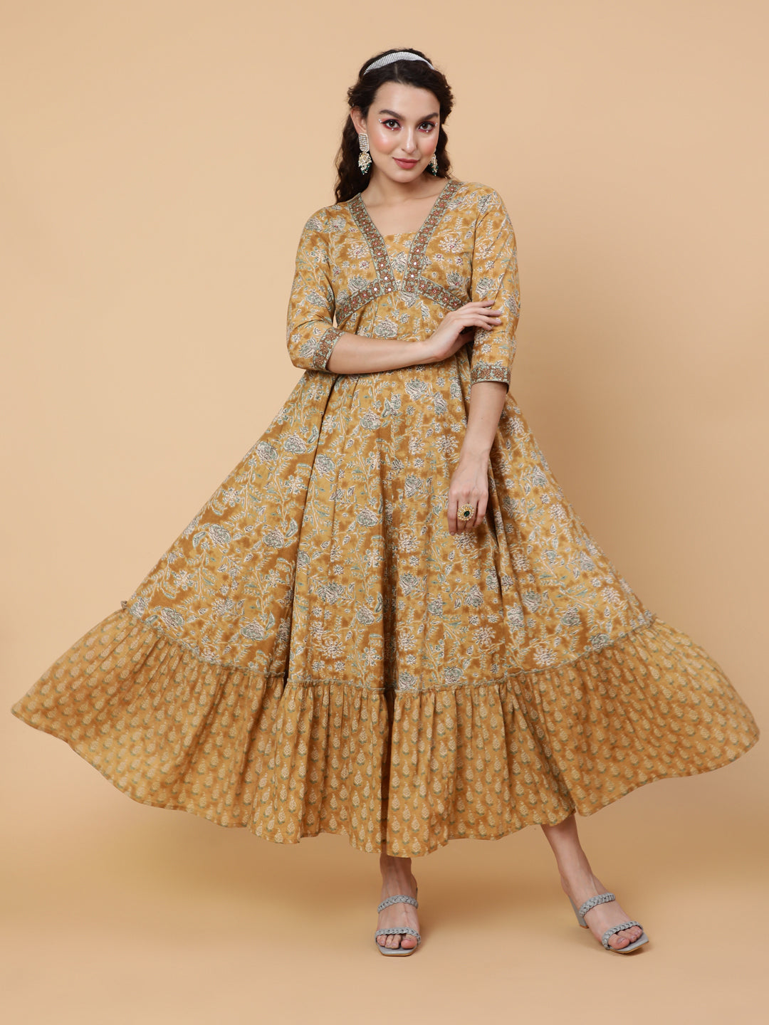 Cotton Ankle Printed Flared 3/4 Sleeve V Kurta
