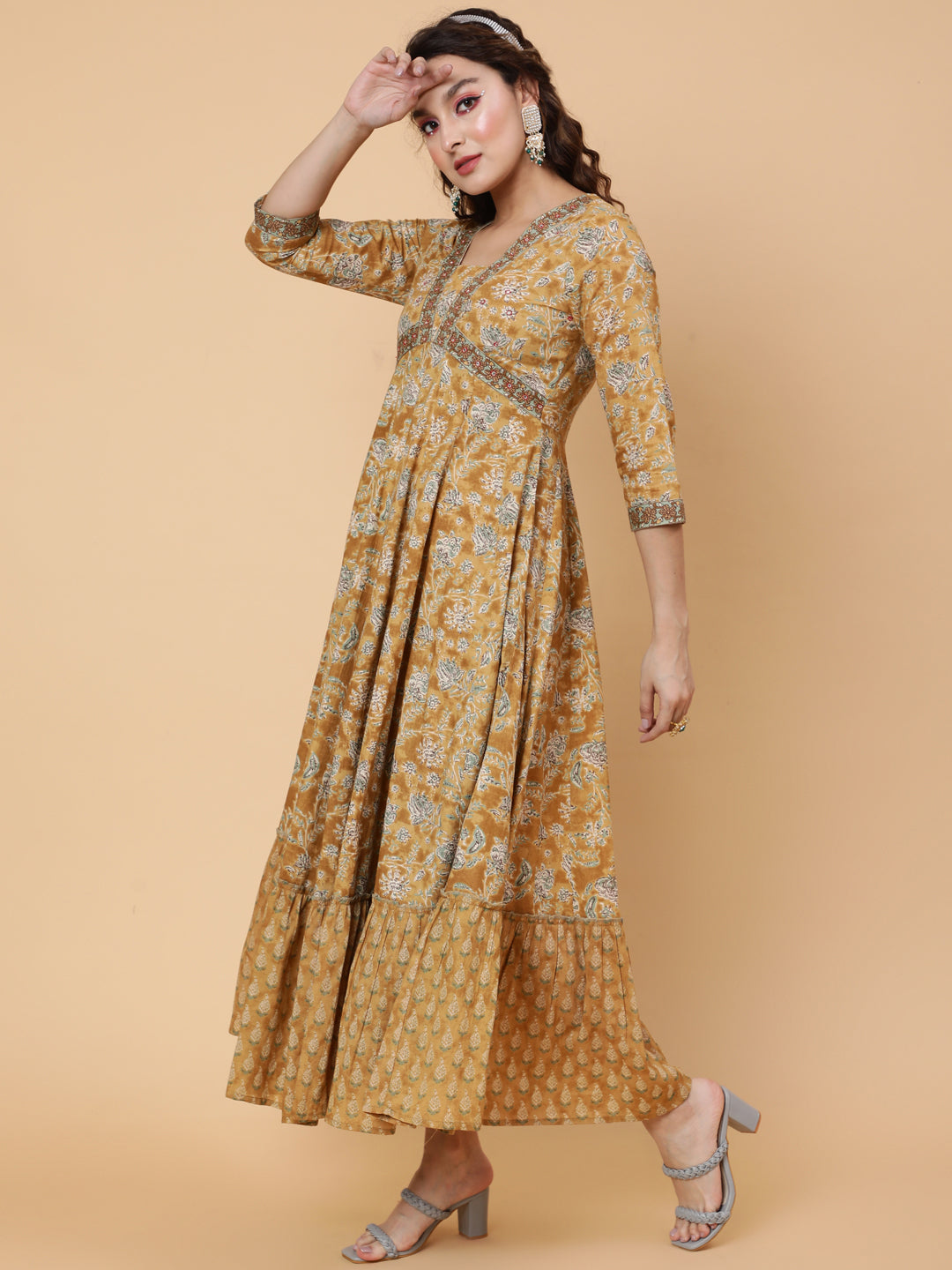 Cotton Ankle Printed Flared 3/4 Sleeve V Kurta