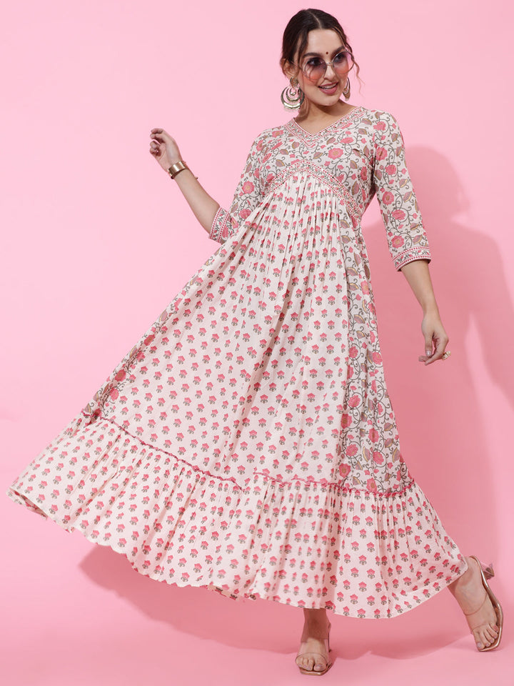 Cotton Ankle Printed Flared 3/4 Sleeve V Kurta