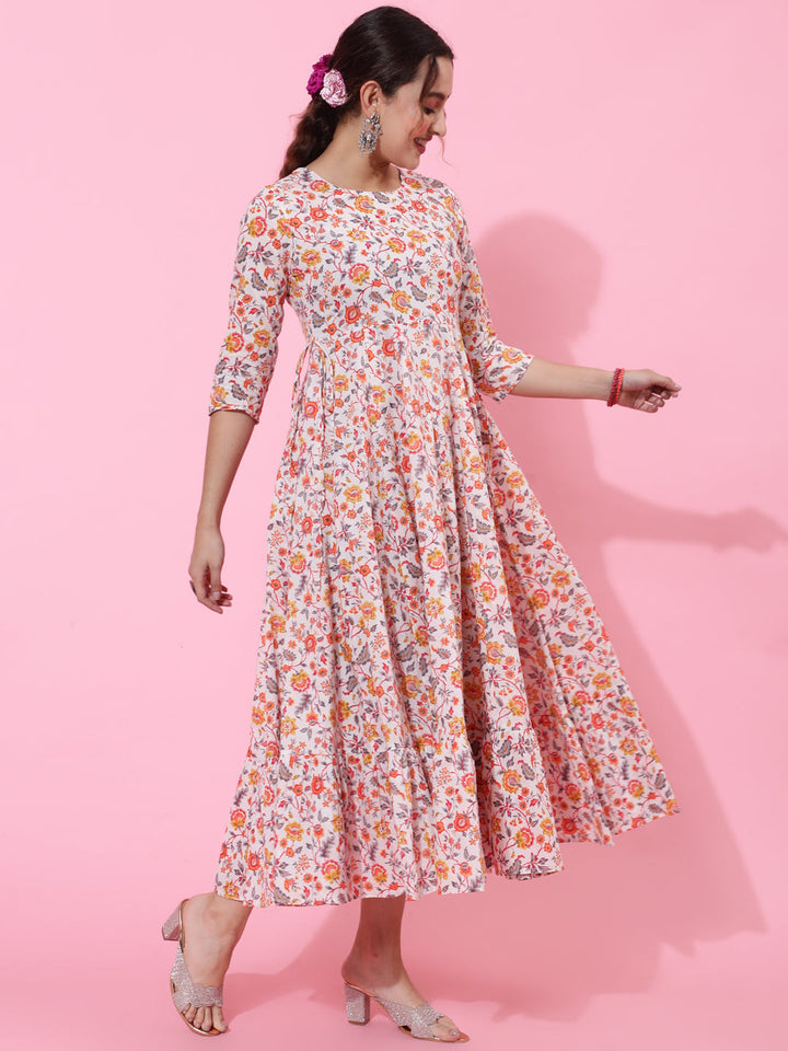 Cotton Calf Printed Flared 3/4 Sleeve Round Kurta