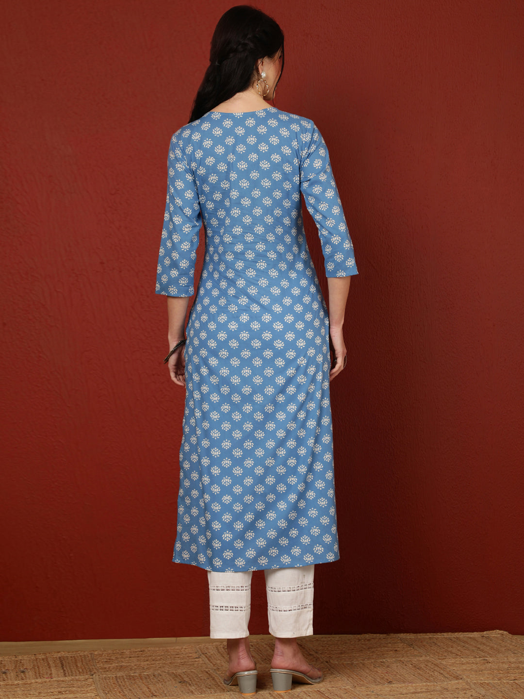 Cotton Calf Length Printed Straight 3/4 Sleeves Round Kurta