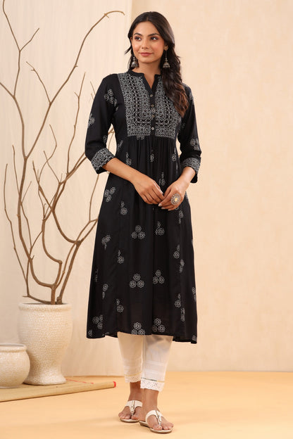 Women`s Black Rayon Printed Flared Dress