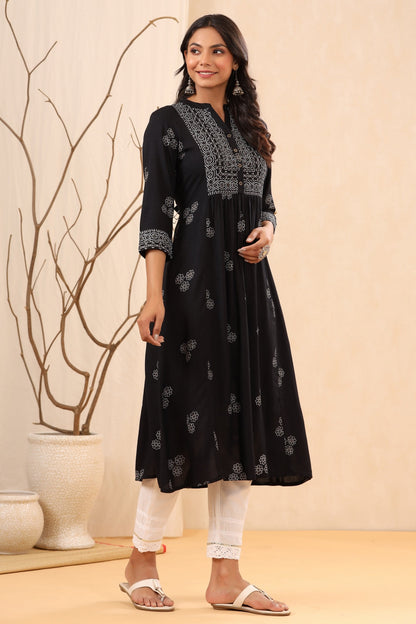 Women`s Black Rayon Printed Flared Dress