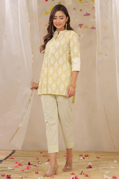 Limeyellow Cambric Printed High-Low Kurta Pant Set