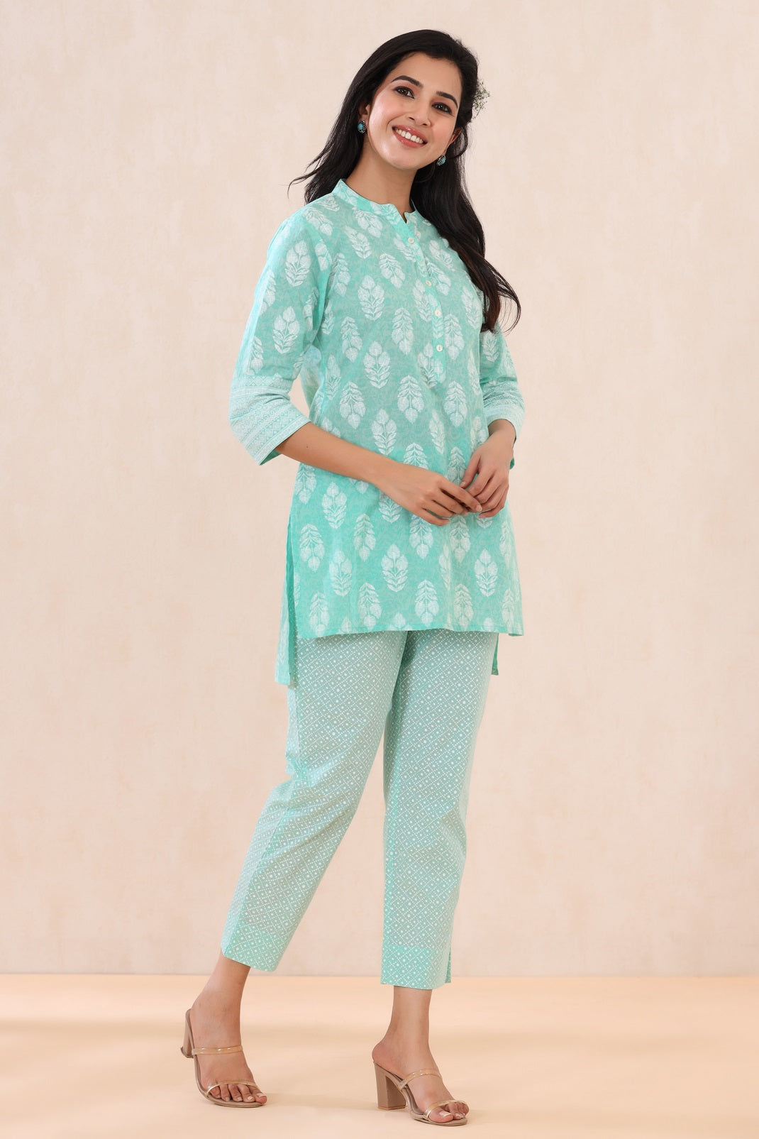 Mint Cambric Printed High-Low Kurta Pant Set