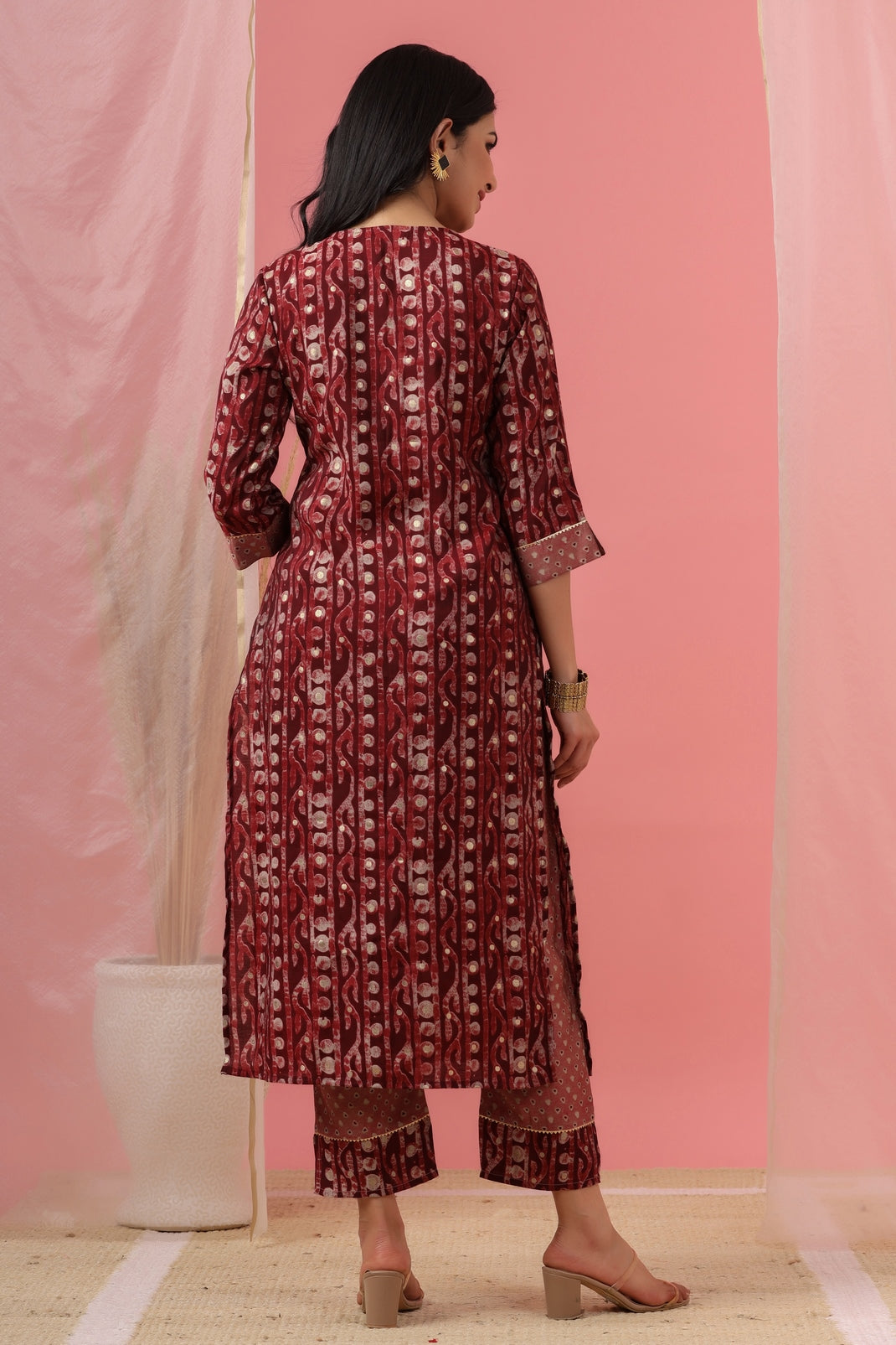 Women`s Red Chanderi Silk Embroidered Straight Kurta Sets