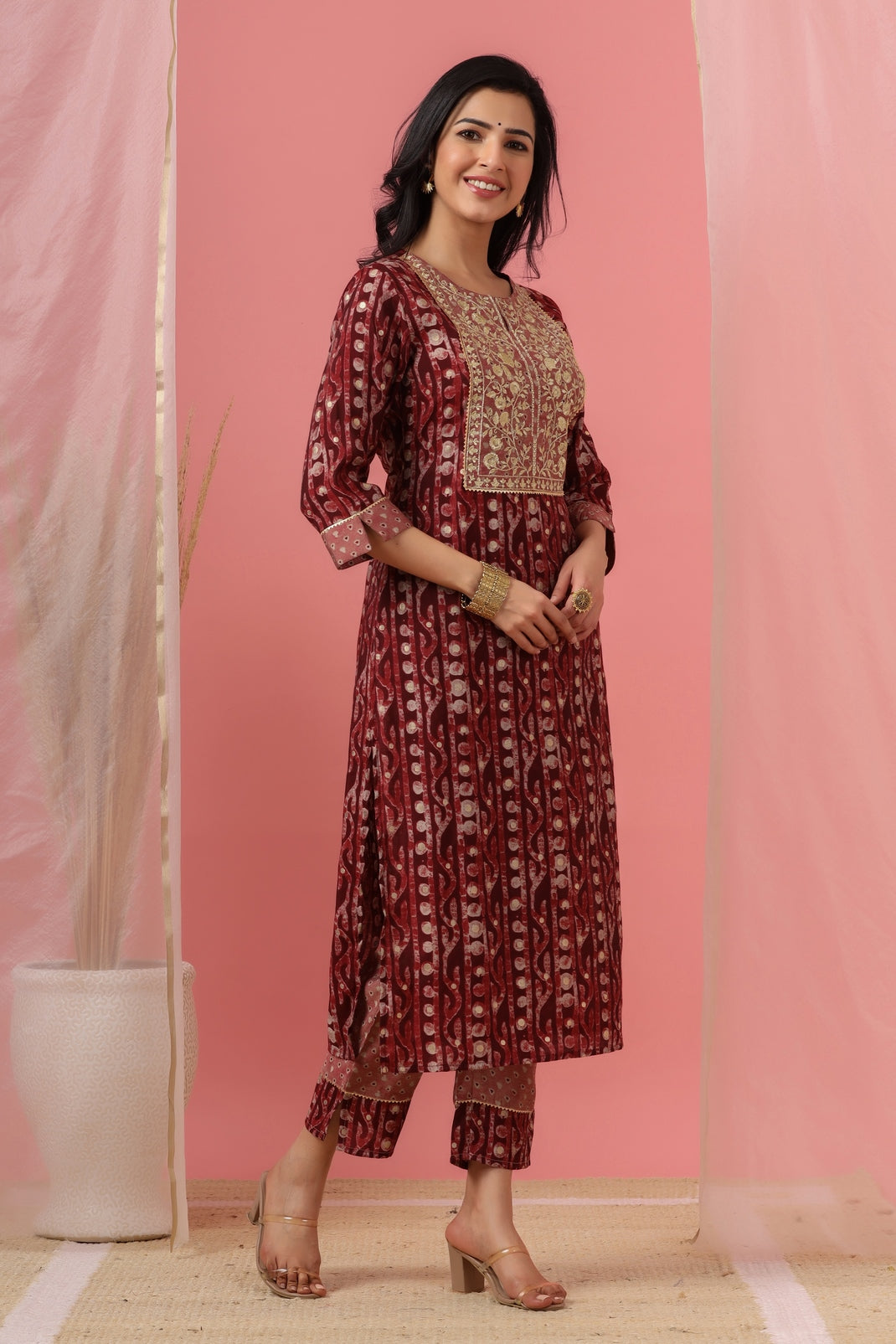 Women`s Red Chanderi Silk Embroidered Straight Kurta Sets
