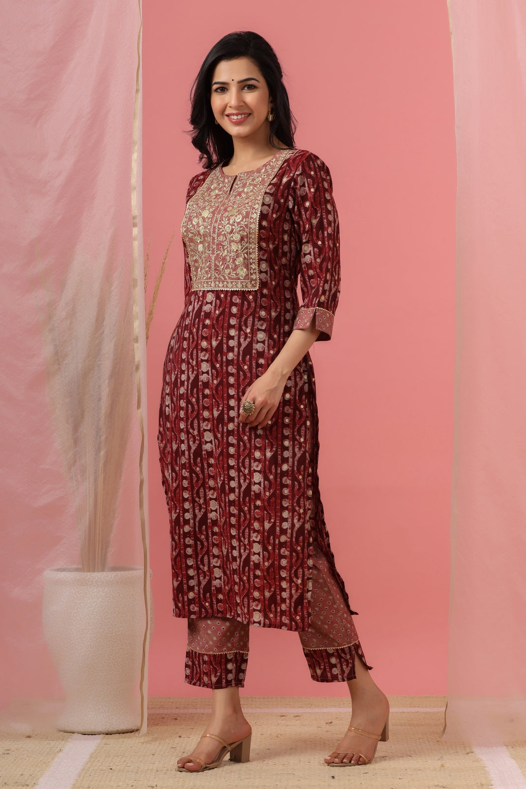 Women`s Red Chanderi Silk Embroidered Straight Kurta Sets