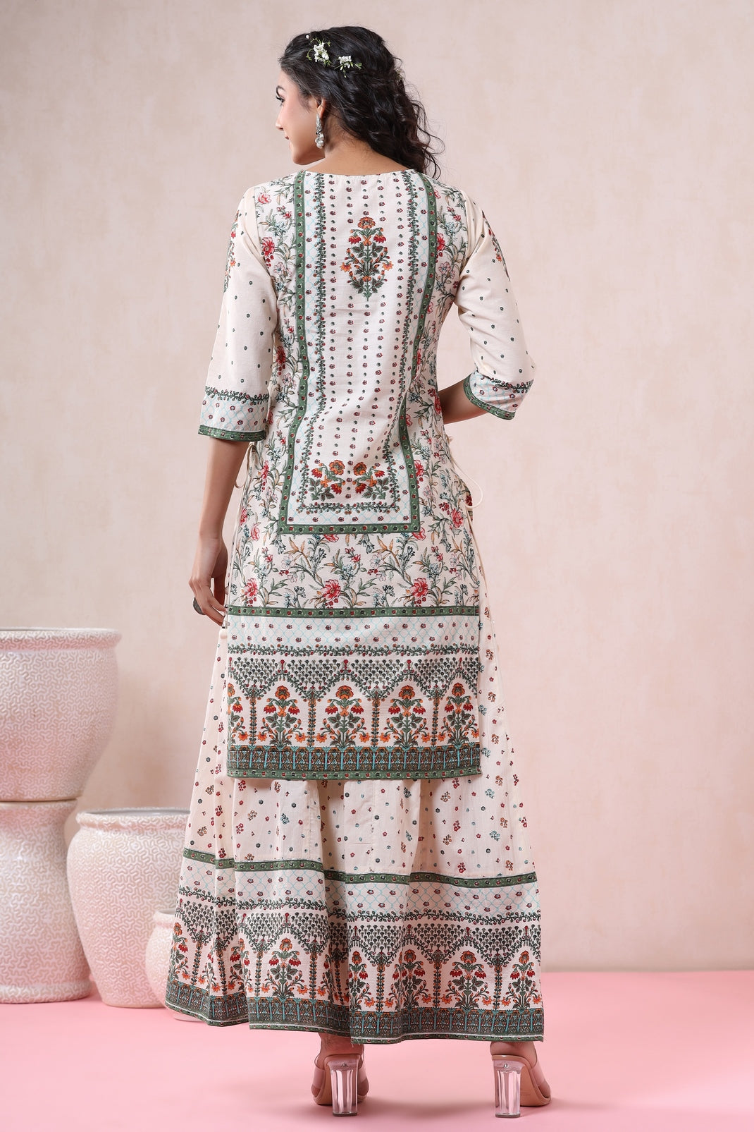 Women`s Ivory Cambric Printed Straight Kurta Sets