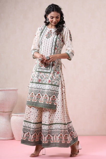 Women`s Ivory Cambric Printed Straight Kurta Sets