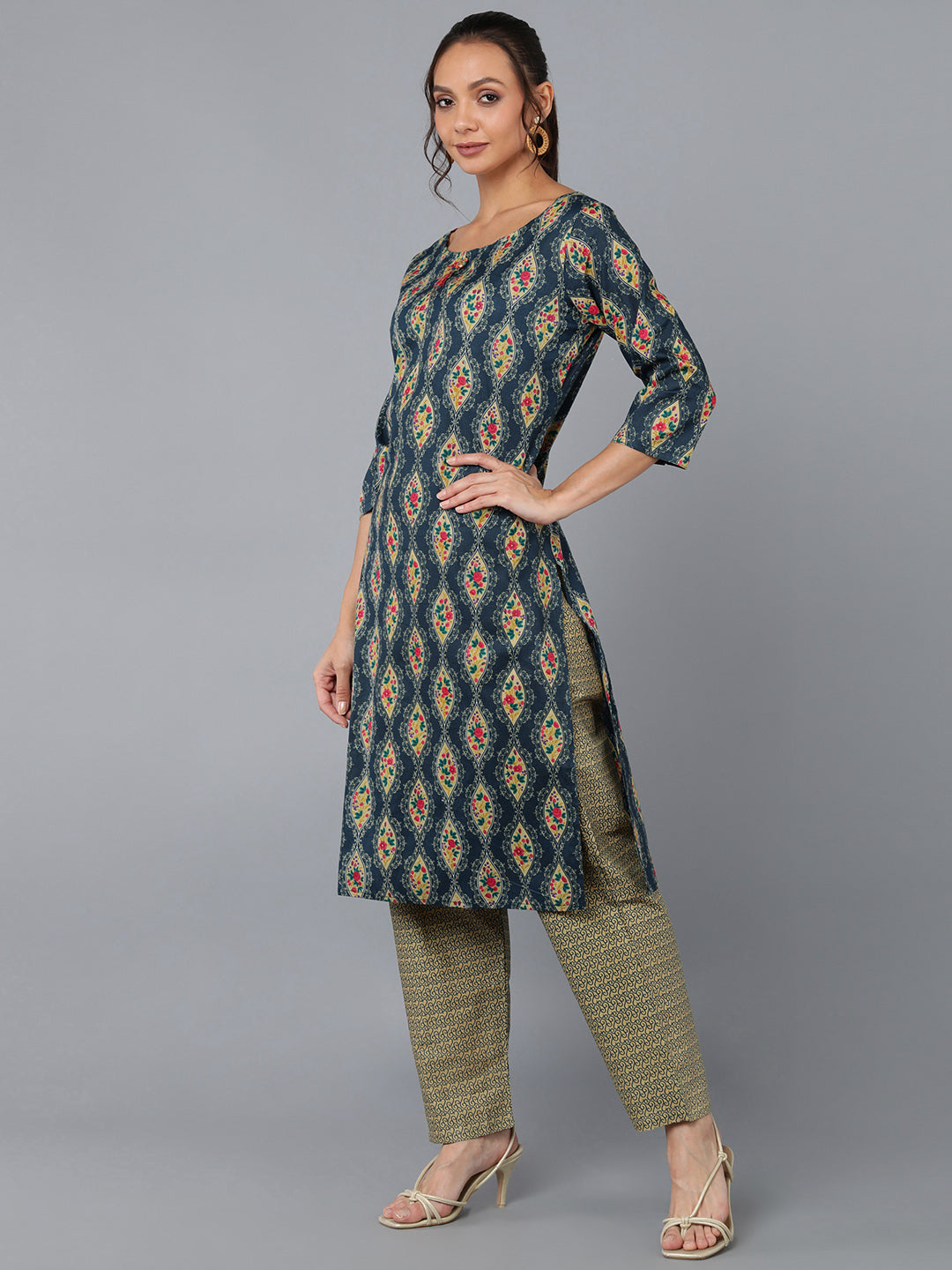 Cotton Blend Printed Straight Kurta Set (Teal Blue)
