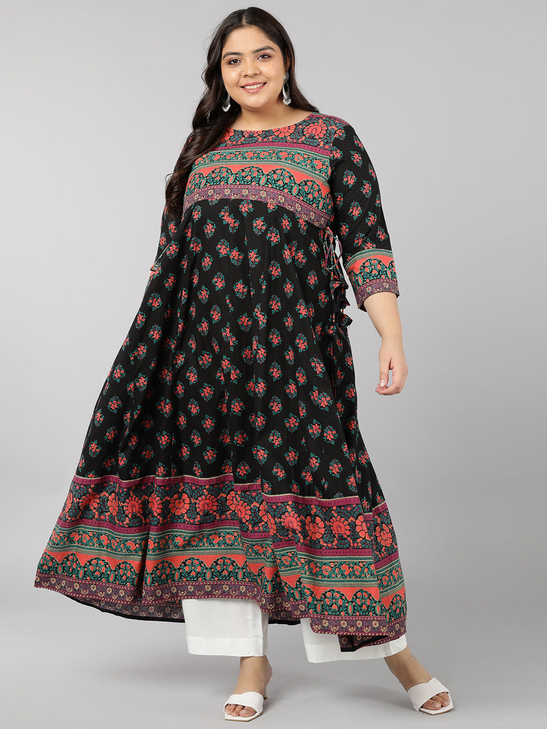 Cotton Floral Print Anarkali Kurta (Black)