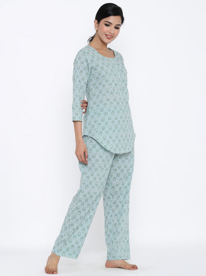Cotton Printed Regular Top And Pyjama