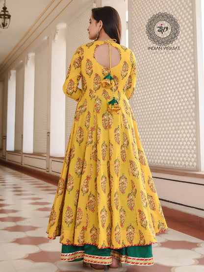 Marigold Yellow Floral Boota Cape With Embroidered Inner