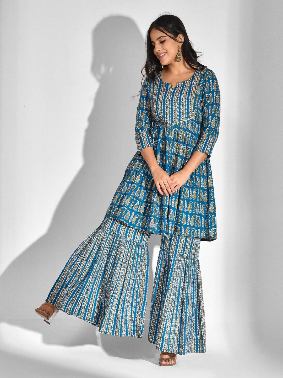 Viscose Rayon Paisley Round Neck Kurta Set