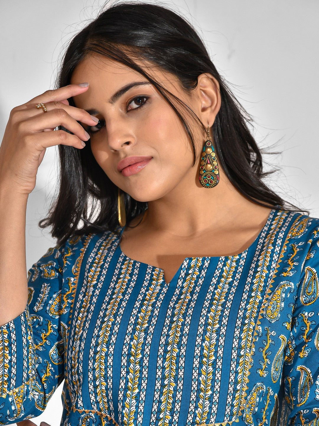 Viscose Rayon Paisley Round Neck Kurta Set