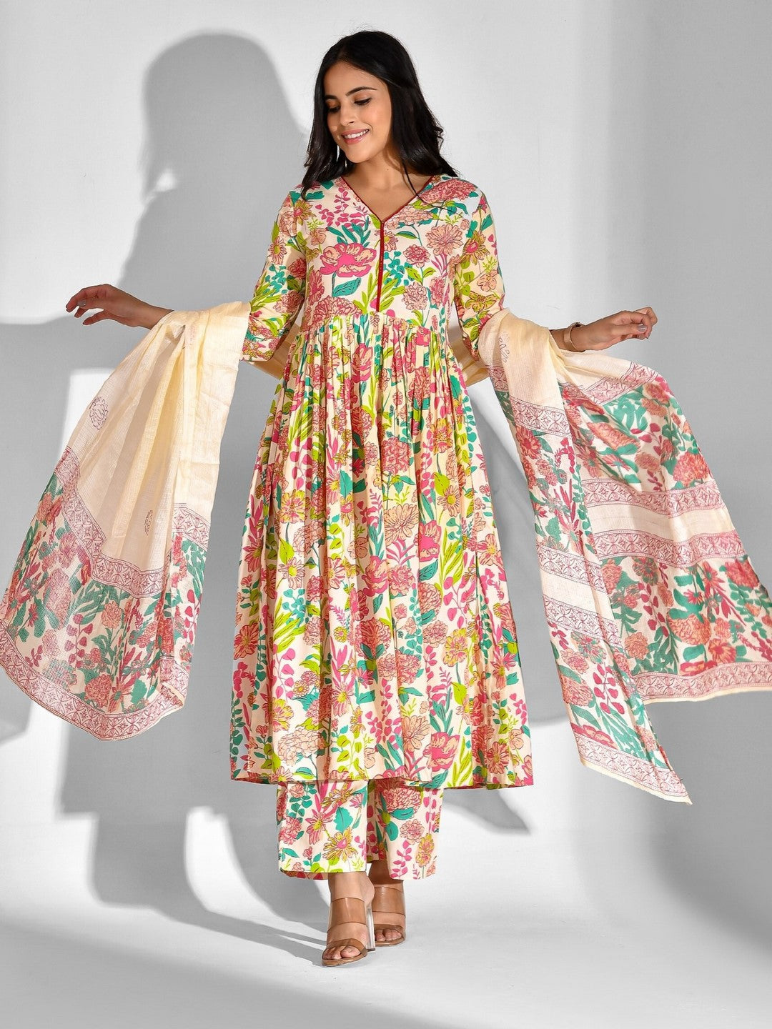 Viscose Rayon Floral V Neck Kurta Set