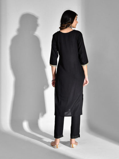 Embroidered Viscose Rayon 3/4 Sleeve Kurta And Trouser Set