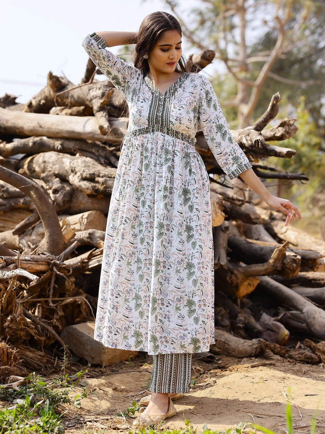 Printed Viscose Rayon 3/4 Sleeve Kurta And Trouser Set