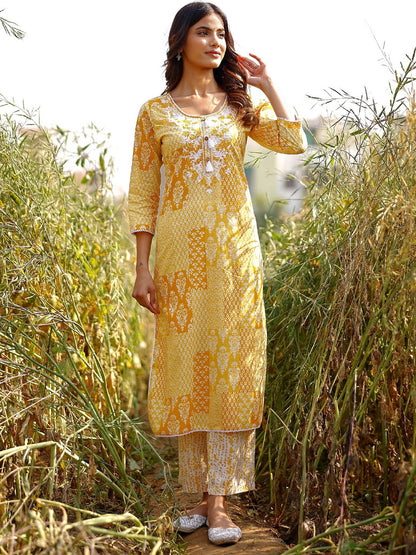 Embroidered Viscose Rayon 3/4 Sleeve Kurta And Trouser Set