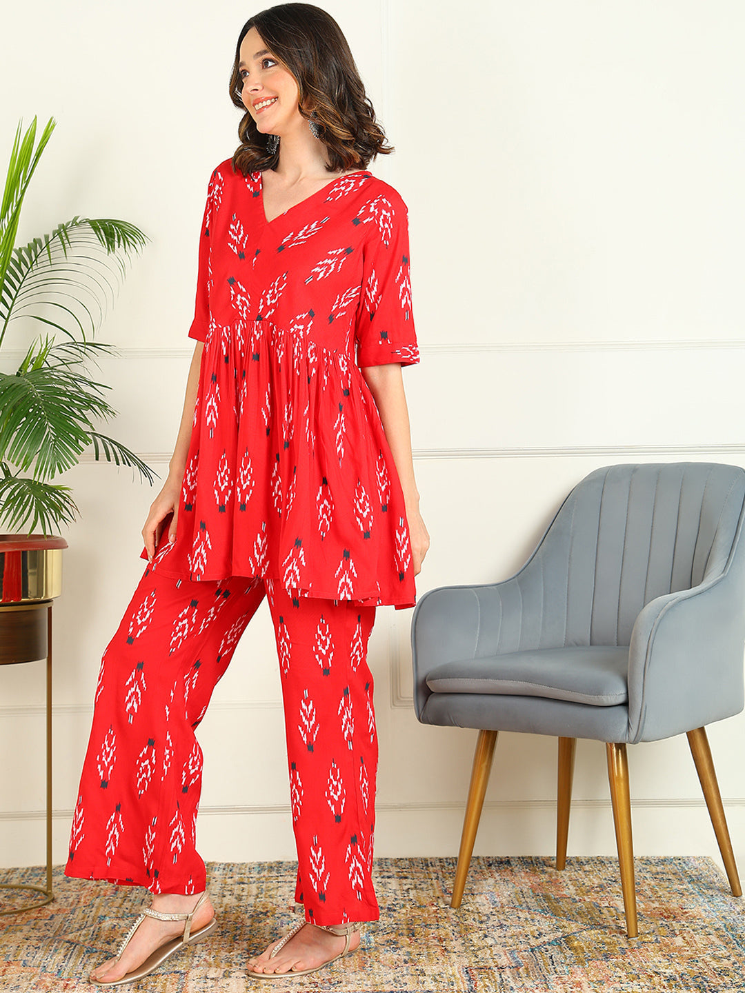 Printed Viscose Rayon Half Sleeve Kurti And Trouser Set