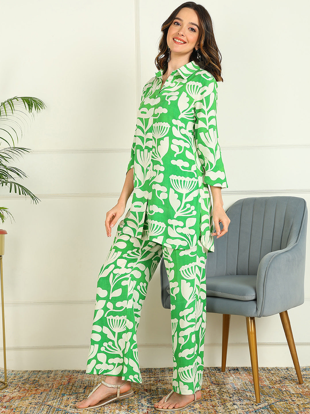 Printed Viscose Rayon 3/4 Sleeve Kurti And Trouser Set