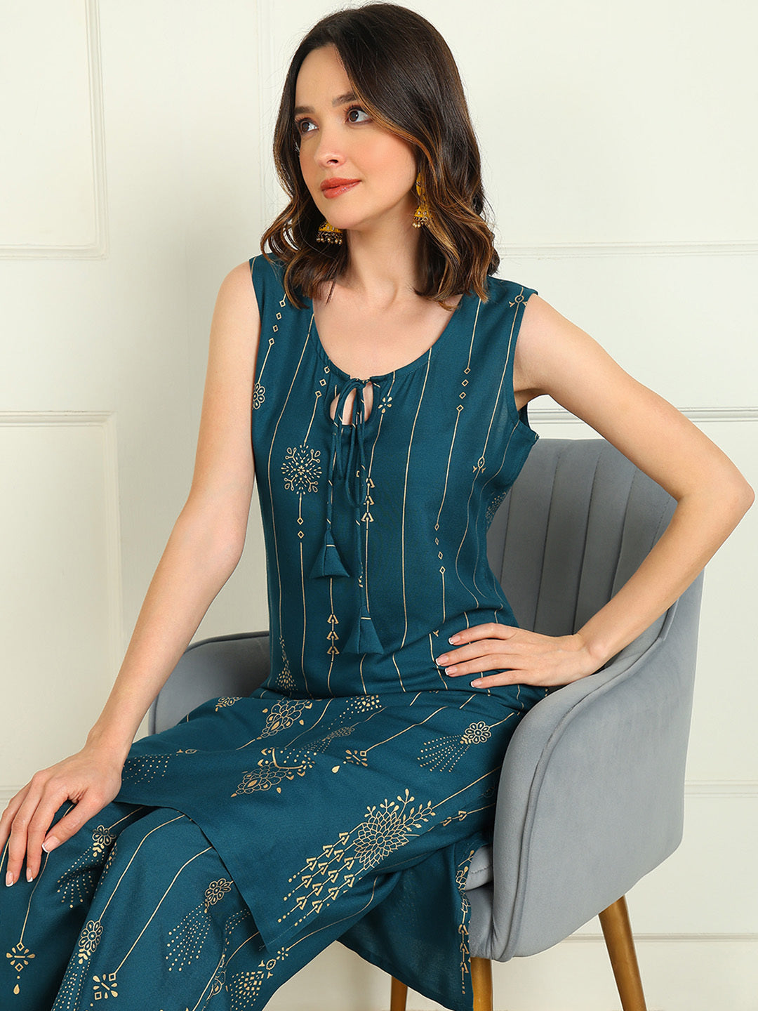 Printed Viscose Rayon Sleeveless Kurti And Palazzo Set